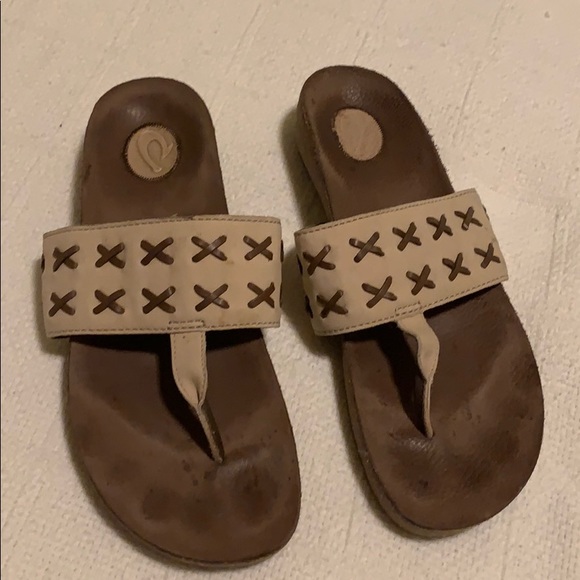 olukai ladies sandals